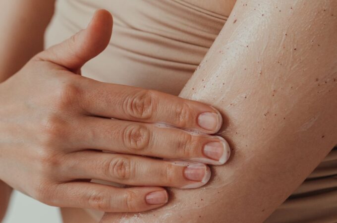 10 Beauty Products and Treatments That Can Trigger a Psoriasis Flare