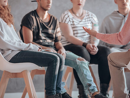New Study Looks At The Effectiveness Of Youth Social Prescribing While Waiting For Treatment